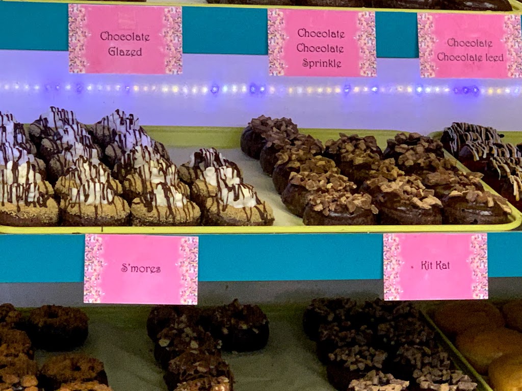 Jupiter Donuts Royal Palm | bakery | 1115 Royal Palm Beach Blvd, Royal Palm Beach, FL 33411, USA | 5617925001 OR +1 561-792-5001