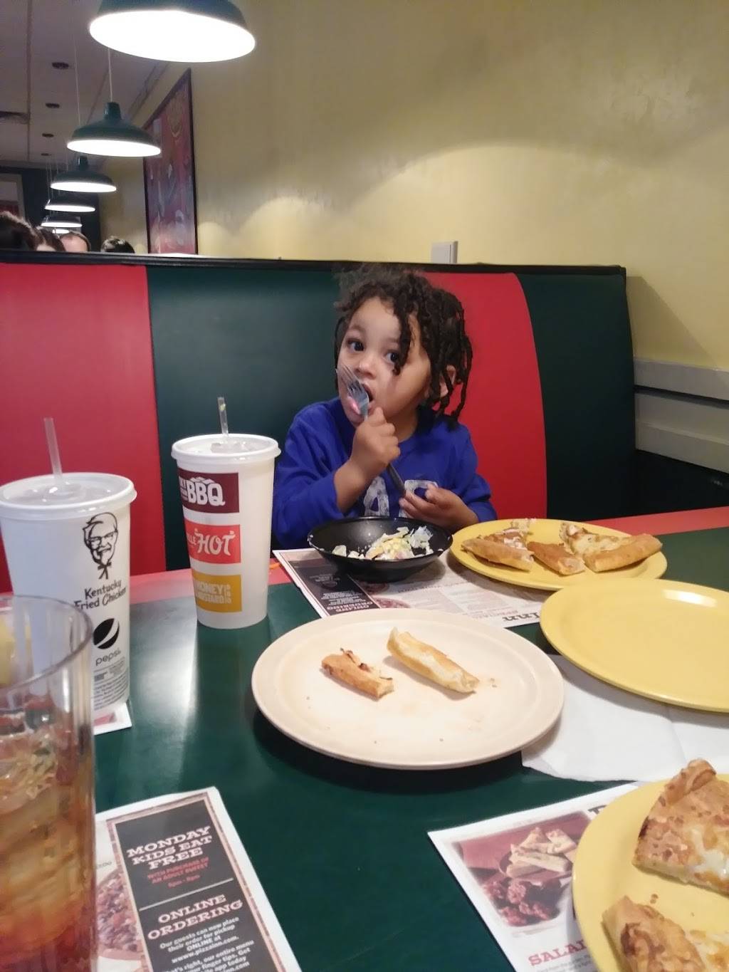 Pizza Inn | restaurant | 1352 E Broad Ave, Rockingham, NC 28379, USA | 9109975696 OR +1 910-997-5696