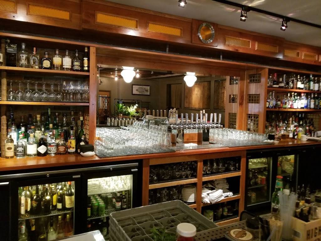 Guild Tavern | restaurant | 1633 Williston Rd, South Burlington, VT 05403, USA | 8024971207 OR +1 802-497-1207