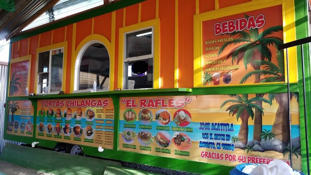 Tortas Chilangas El Rafles | restaurant | 5607, 405 W Hatch Rd, Modesto, CA 95351, USA | 2094500104 OR +1 209-450-0104