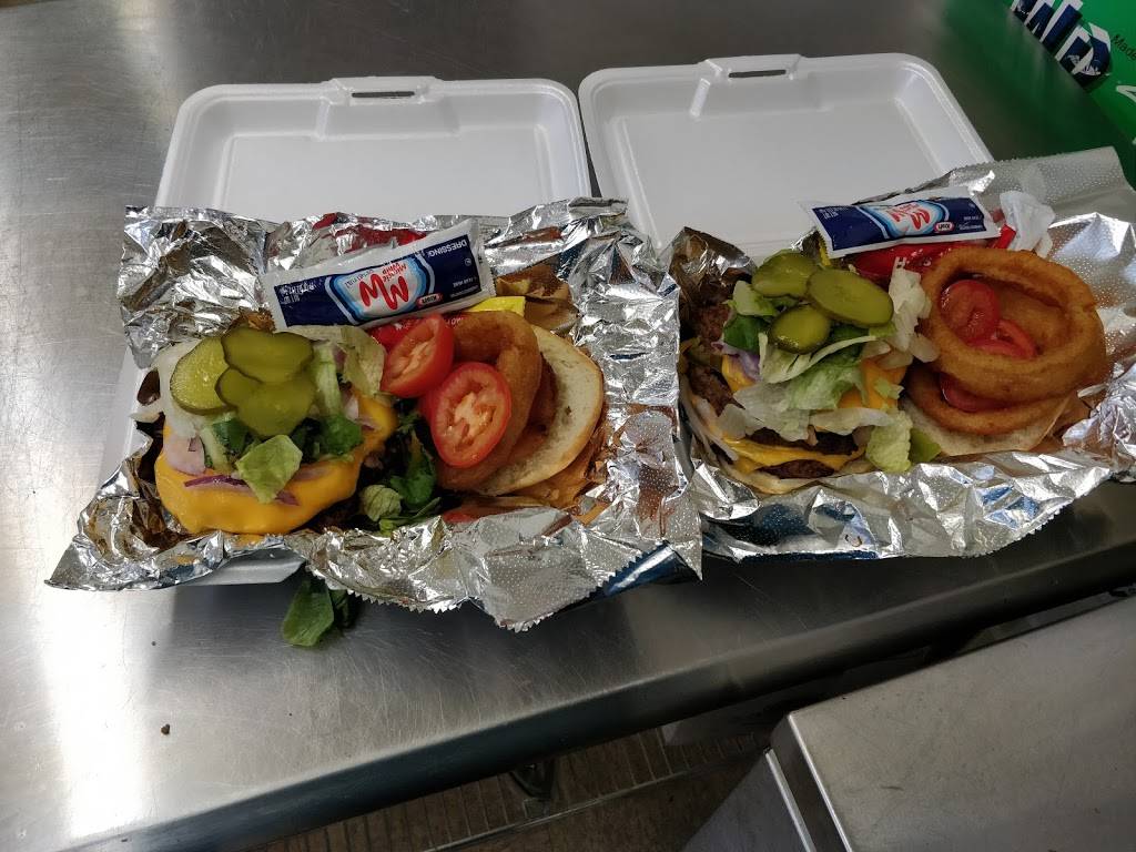 Gs Pizza World | restaurant | 15692 W Akron-Canfield Rd, Berlin Center, OH 44401, USA | 3305470088 OR +1 330-547-0088