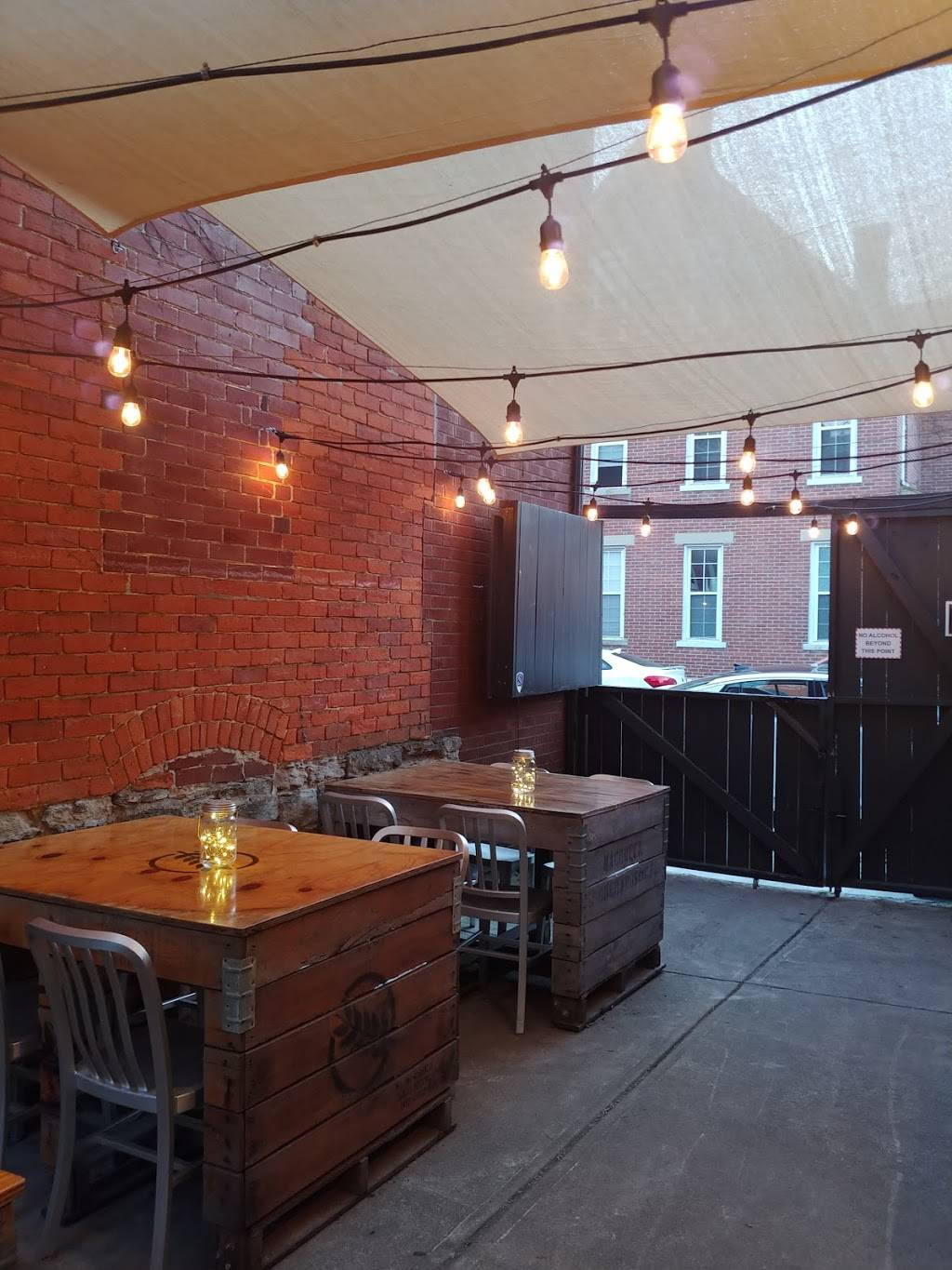 The Osteria at Camelot | restaurant | 901 Oak St, Columbus, OH 43205, USA | 6144418860 OR +1 614-441-8860