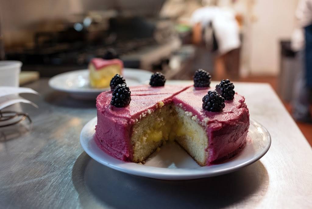 Petworth Citizen & Reading Room | restaurant | 829 Upshur St NW, Washington, DC 20011, USA | 2027222939 OR +1 202-722-2939