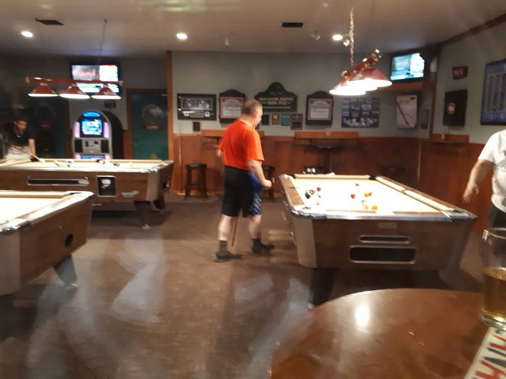 Ample Annies Roadhouse | restaurant | 219 Silvercreek Pkwy N, Guelph, ON N1H 7K4, Canada | 5198361179 OR +1 519-836-1179