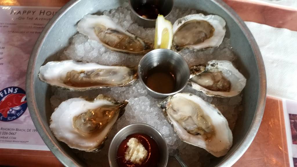 Fins Fish House & Raw Bar | restaurant | 243 Rehoboth Ave, Rehoboth Beach, DE 19971, USA | 3022263467 OR +1 302-226-3467
