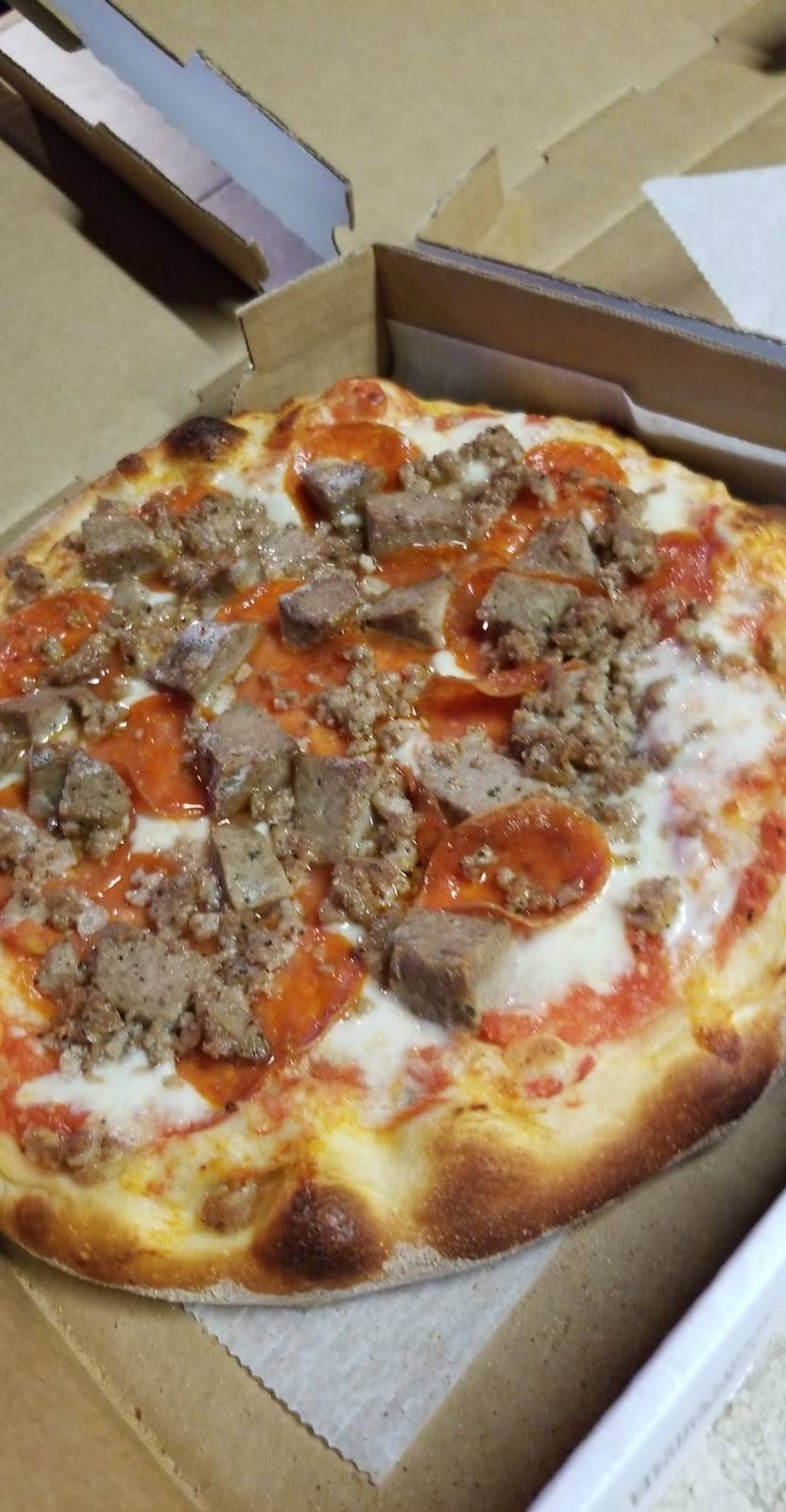 Carluccios Italian Specialties | restaurant | 16 N Main St, South Yarmouth, MA 02664, USA | 5083945000 OR +1 508-394-5000