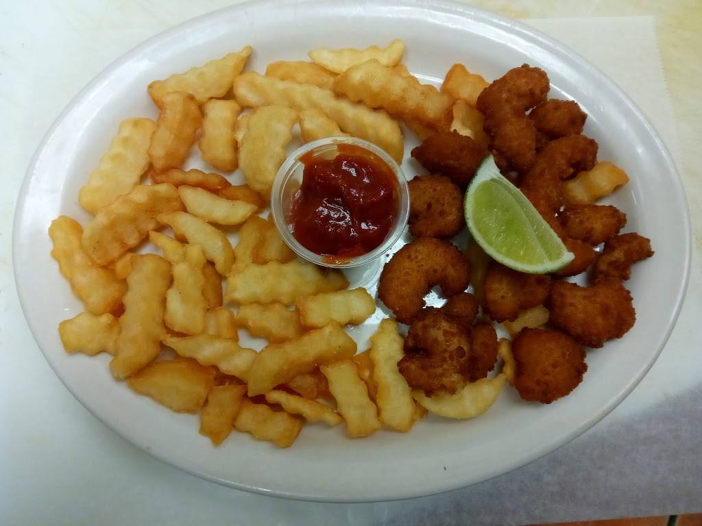 El Dorado | restaurant | 3221, 6952 N Clark St, Chicago, IL 60626, USA | 8722086150 OR +1 872-208-6150