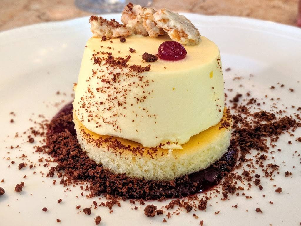 Petit Louis Bistro | restaurant | 4800 Roland Ave, Baltimore, MD 21210, USA | 4103669393 OR +1 410-366-9393