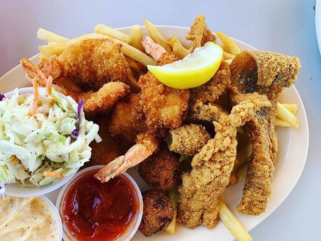 Pier 99 Restaurant | restaurant | 2822 N Shoreline Blvd, Corpus Christi, TX 78402, USA | 3618870764 OR +1 361-887-0764