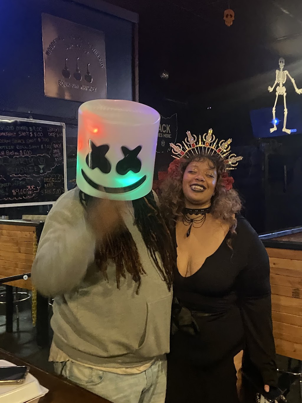 Avion Bar & Grill | restaurant | 764 St Clair Ave, Columbus, OH 43201, USA | 6147451730 OR +1 614-745-1730