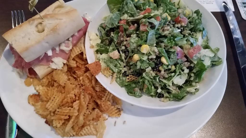 Duffys Sports Grill | restaurant | Town Center, 1800 Bell Tower Ln, Weston, FL 33326, USA | 9543892552 OR +1 954-389-2552