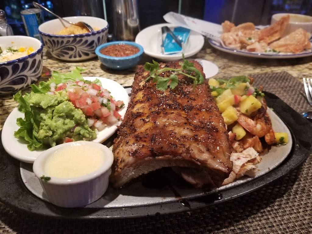 Pappasitos Cantina | restaurant | 2704 West Fwy, Fort Worth, TX 76102, USA | 8178775546 OR +1 817-877-5546