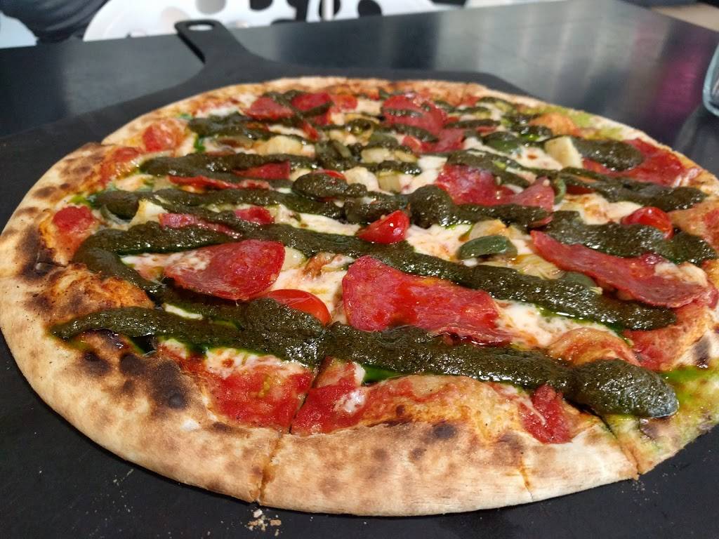 Hot Italian Pizza & Panini Bar | restaurant | 1627 16th St, Sacramento, CA 95814, USA | 9164443000 OR +1 916-444-3000