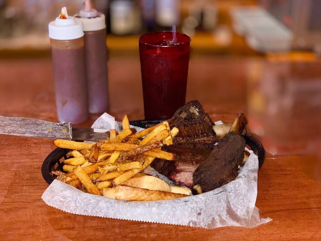 Mommas Mustard, Pickles & BBQ | restaurant | 119 S Hurstbourne Pkwy, Louisville, KY 40222, USA | 5022907998 OR +1 502-290-7998