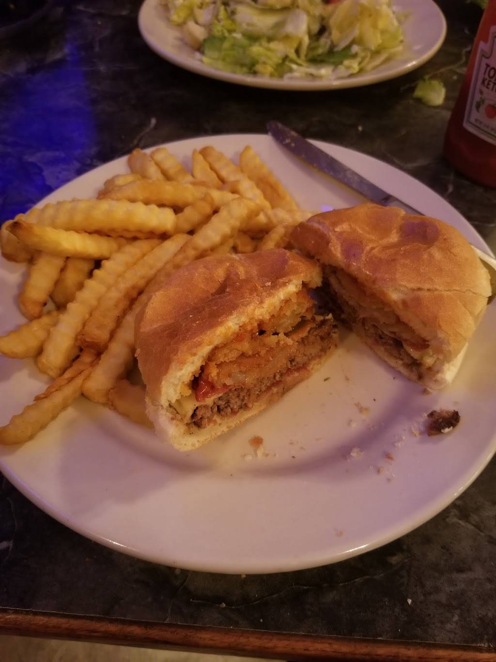 Oscars Restaurant | restaurant | 1103 E Oldtown Rd, Cumberland, MD 21502, USA | 3017247827 OR +1 301-724-7827