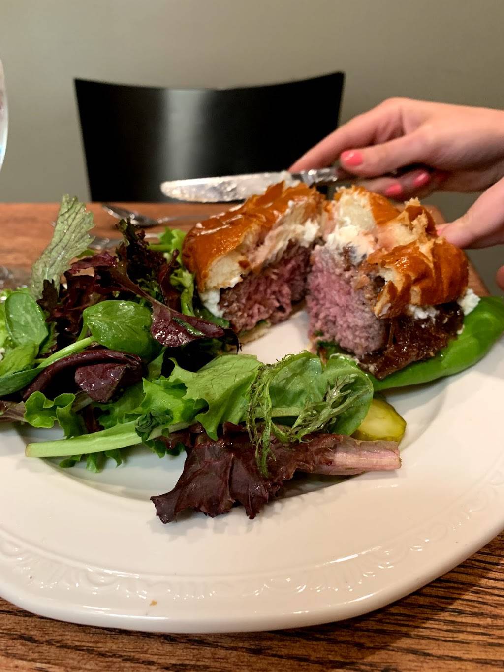 Brown Hound Downtown | restaurant | 500 University Ave, Rochester, NY 14607, USA | 5855069725 OR +1 585-506-9725