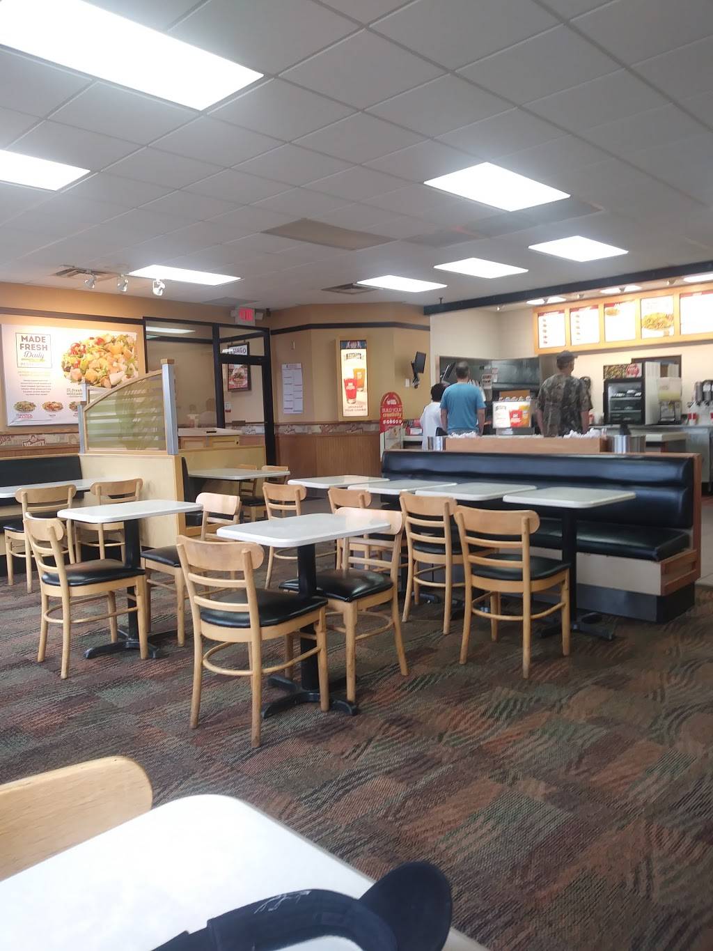 Wendys | restaurant | 2060 Castaic Ln, Knoxville, TN 37932, USA | 8655319910 OR +1 865-531-9910