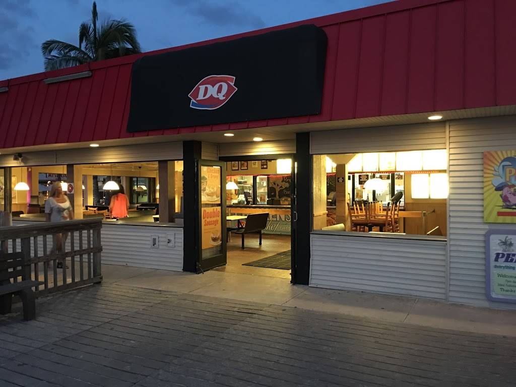 Dairy Queen Grill & Chill | restaurant | 1000 Estero Blvd, Fort Myers Beach, FL 33931, USA | 2394632300 OR +1 239-463-2300