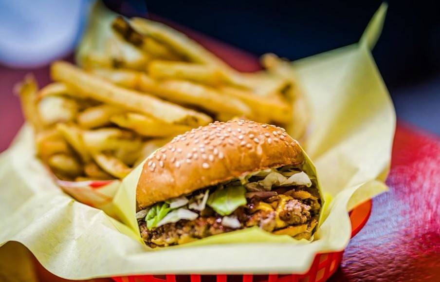 Sky Rocket Burger | restaurant | 7877 Frankford Rd #101B, Dallas, TX 75252, USA | 4698637090 OR +1 469-863-7090