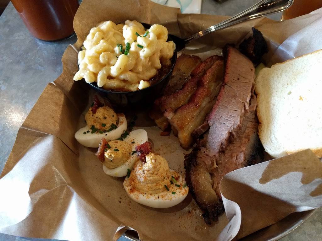 Smoqued California BBQ | restaurant | 128 N Glassell St, Orange, CA 92866, USA | 7146337427 OR +1 714-633-7427