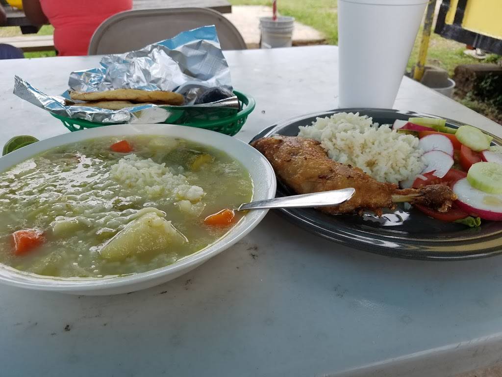 Veronicas Pupusas y Tacos | restaurant | 4276-4298 Lockhart Hwy, Austin, TX 78744, USA | 5125074363 OR +1 512-507-4363