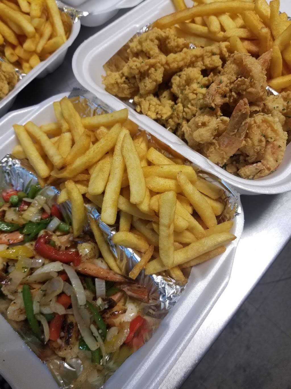 Chefpats | restaurant | 2876 North State Road-7, Lauderdale Lakes, FL 33313, USA | 9549081313 OR +1 954-908-1313