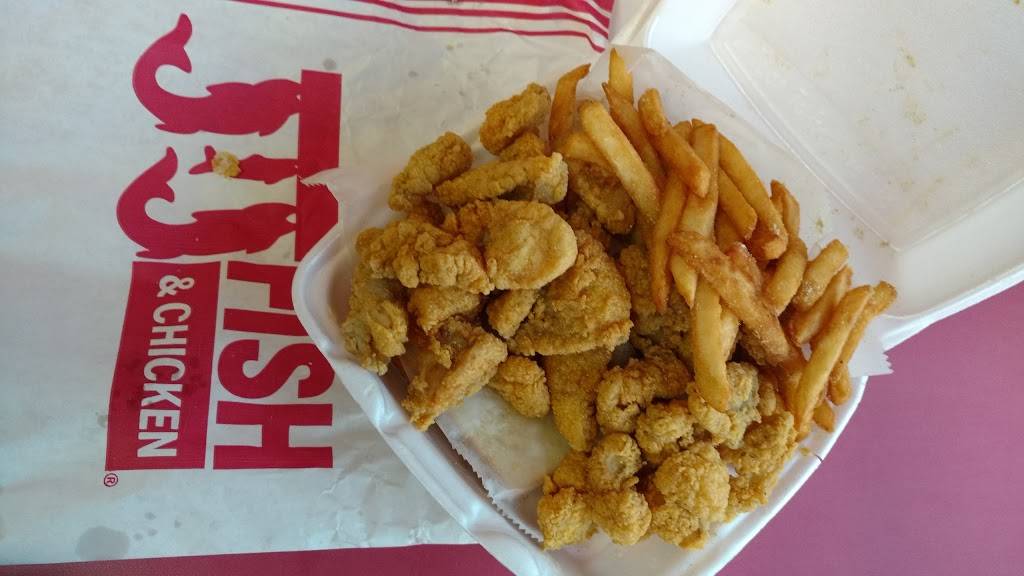 J J Fish & Chicken | restaurant | 9008 W Brown Deer Rd, Milwaukee, WI 53224, USA | 4143551000 OR +1 414-355-1000