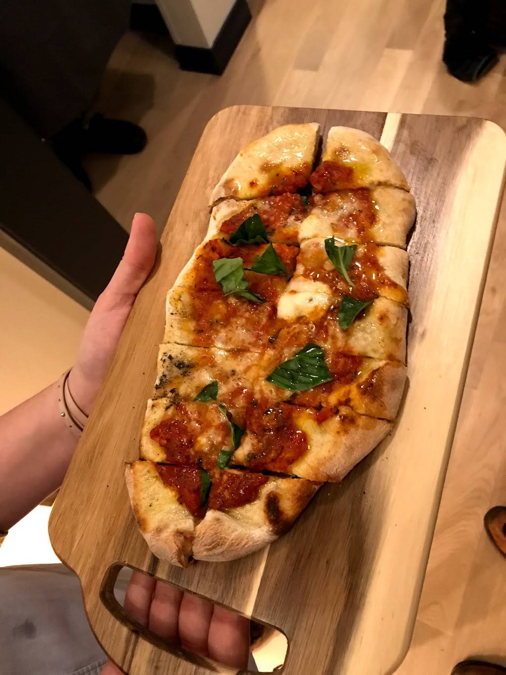 The Warbler | restaurant | 4535 N Lincoln Ave, Chicago, IL 60625, USA | 7736810950 OR +1 773-681-0950