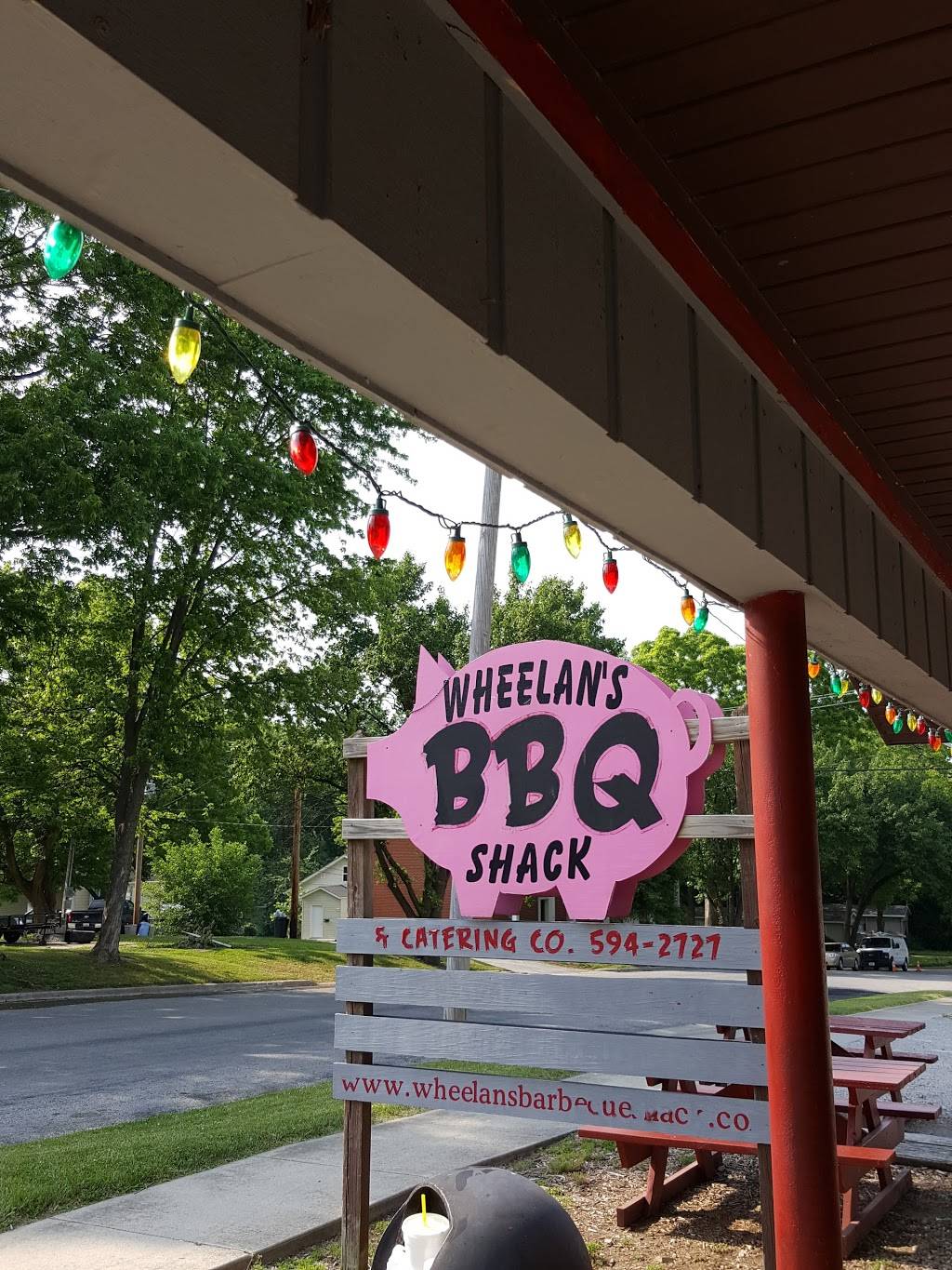 Wheelans Barbecue Shack | restaurant | 491 Fairfax St, Carlyle, IL 62231, USA | 6185942727 OR +1 618-594-2727