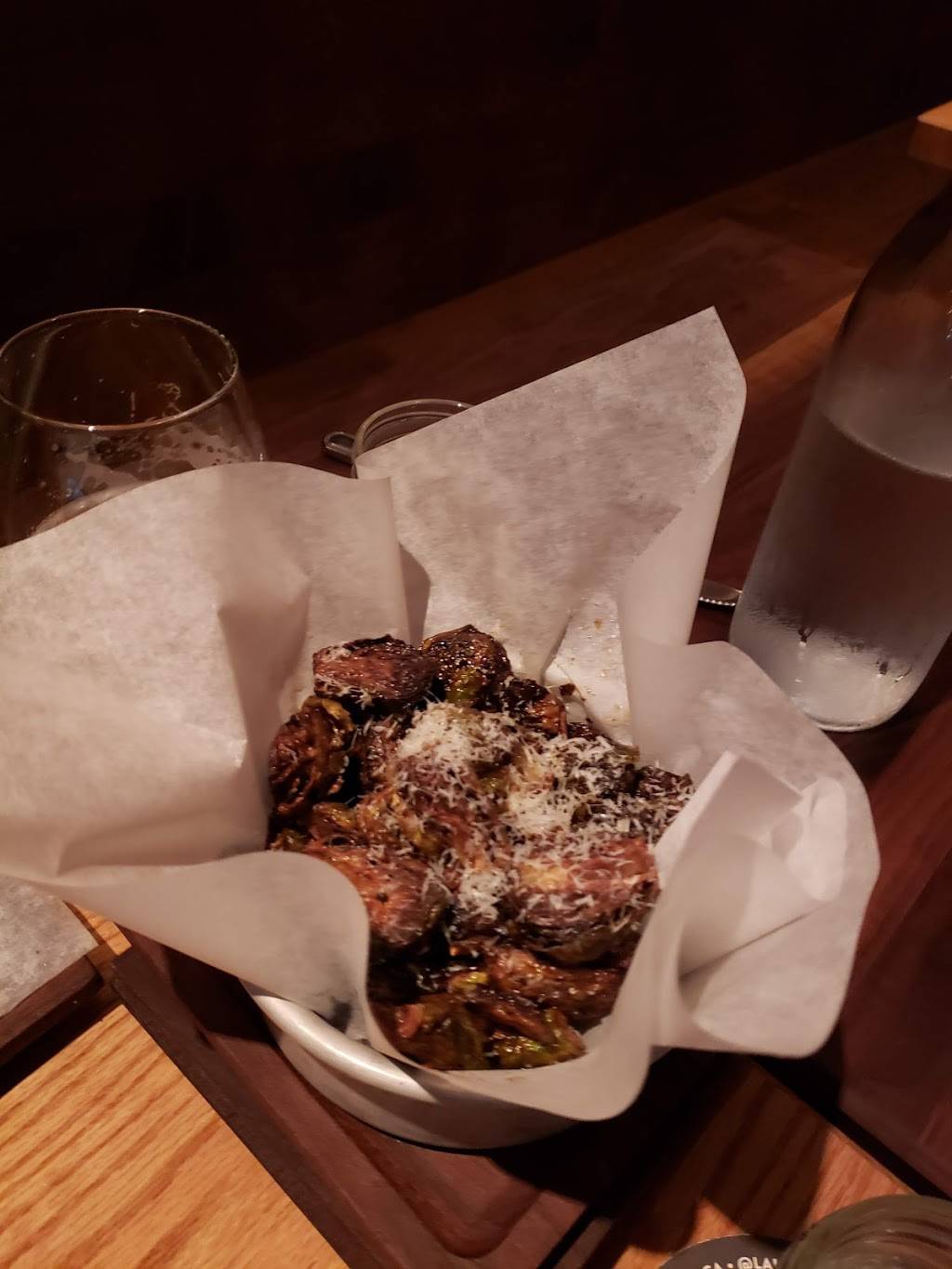 Laurel Tavern Dallas | restaurant | 7439, 1920 Greenville Avenue, Dallas, TX 75206, USA | 4693990613 OR +1 469-399-0613