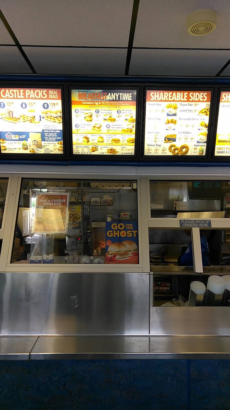 White Castle | restaurant | 15365 Wyoming Ave, Detroit, MI 48238, USA | 3138647597 OR +1 313-864-7597