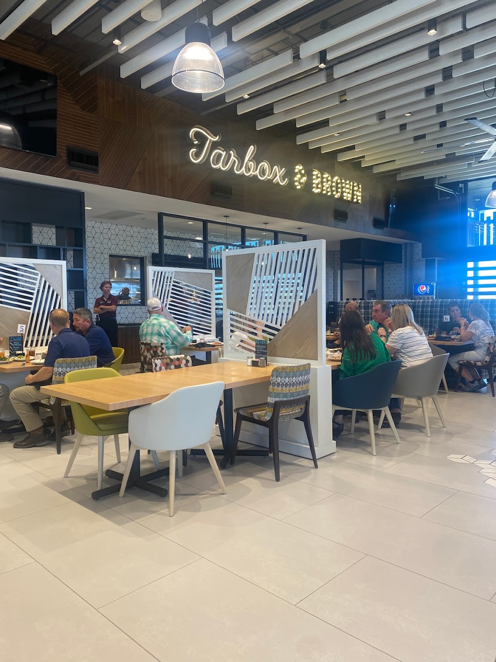 Tarbox & Brown | restaurant | 201 Kissing Tree Ln Bldg 5, San Marcos, TX 78666, USA | 5127491031 OR +1 512-749-1031
