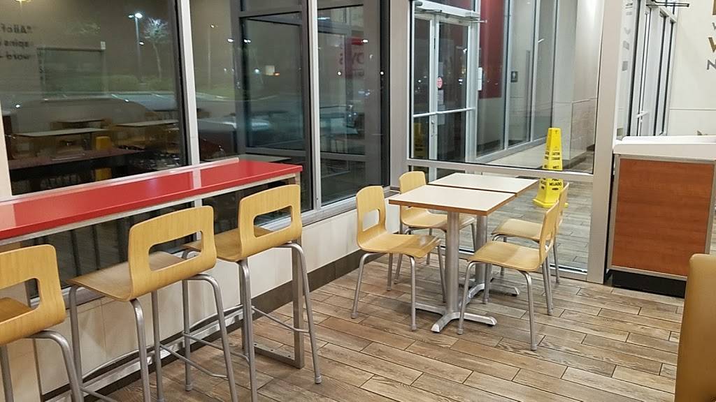 Wendys | restaurant | 8101 Loisdale Rd Ste A, Springfield, VA 22150, USA | 7033394950 OR +1 703-339-4950