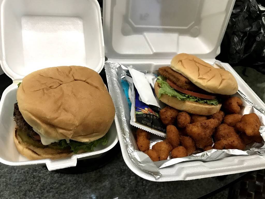 Grandstand Burgers | restaurant | 4942 Merriam Dr, Shawnee, KS 66203, USA | 9133620111 OR +1 913-362-0111