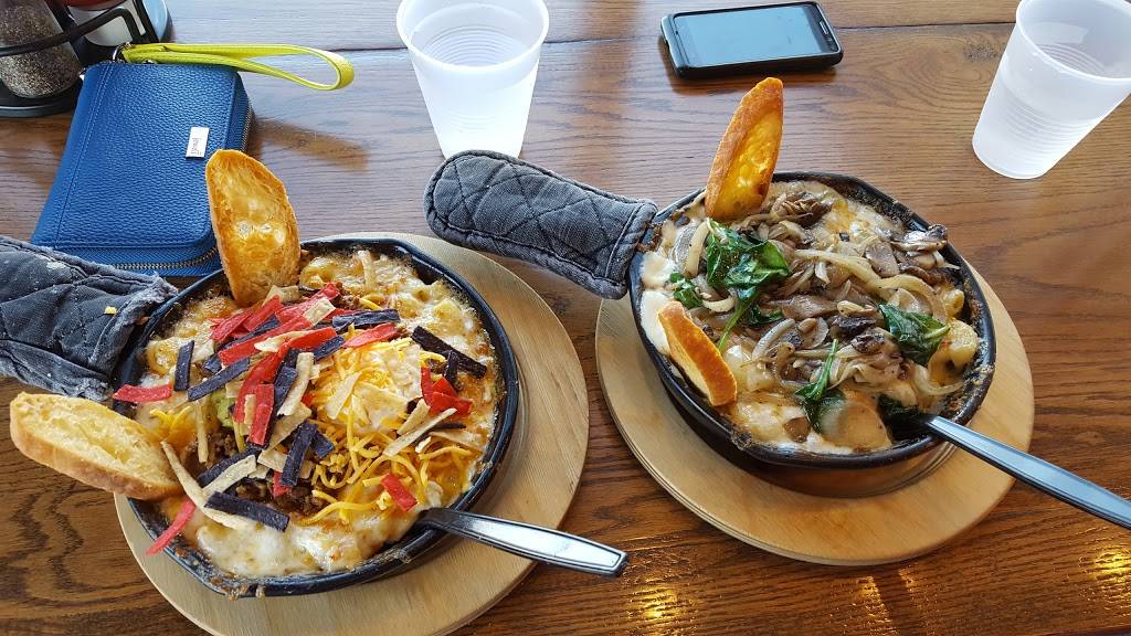 MACS (Macaroni And Cheese Shop) Sun Prairie | restaurant | 2804 Prairie Lakes Dr #106, Sun Prairie, WI 53590, USA | 6083188823 OR +1 608-318-8823