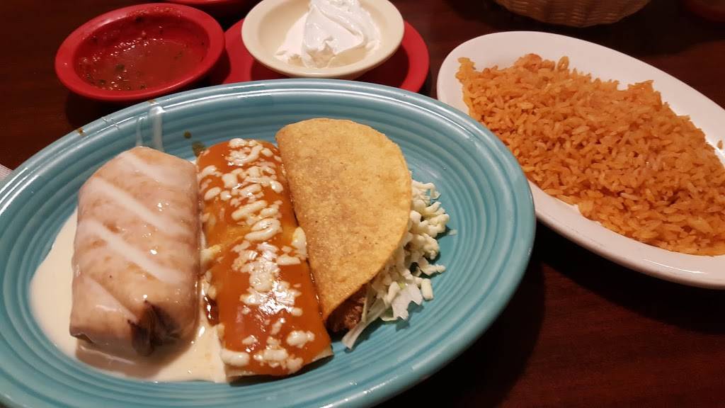 El Palomar | restaurant | 1412 Circleville Plaza Dr, Circleville, OH 43113, USA | 7404748270 OR +1 740-474-8270