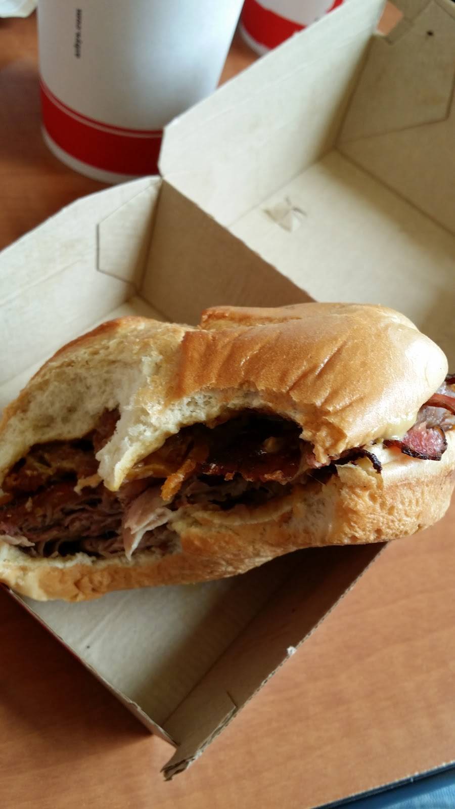 Arbys | restaurant | 1400 S Main St, Bryan, OH 43506, USA | 4196330851 OR +1 419-633-0851