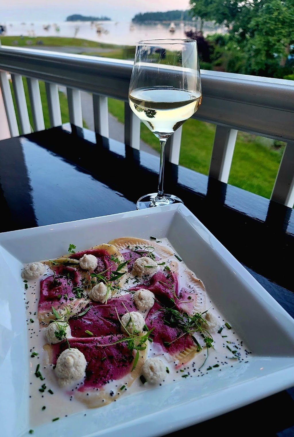 Harborveiw Bistro | restaurant | 21 Mechanic St, St George, ME 04860, USA | 2073726366 OR +1 207-372-6366