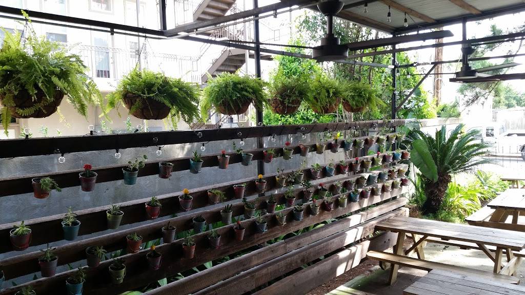 La Casita | restaurant | 8400 Oak St, New Orleans, LA 70118, USA | 5048269913 OR +1 504-826-9913