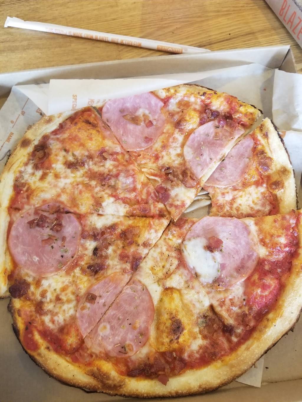 Blaze Pizza | meal takeaway | 26401 Novi Rd, Novi, MI 48375, USA | 2482780953 OR +1 248-278-0953