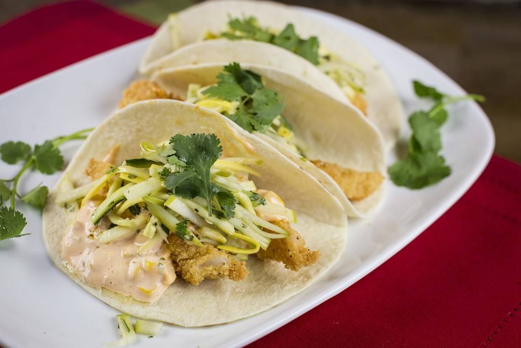 Griffs | restaurant | 38.252763,-85.753800, 133 W Liberty St, Louisville, KY 40202, USA | 5029393535 OR +1 502-939-3535