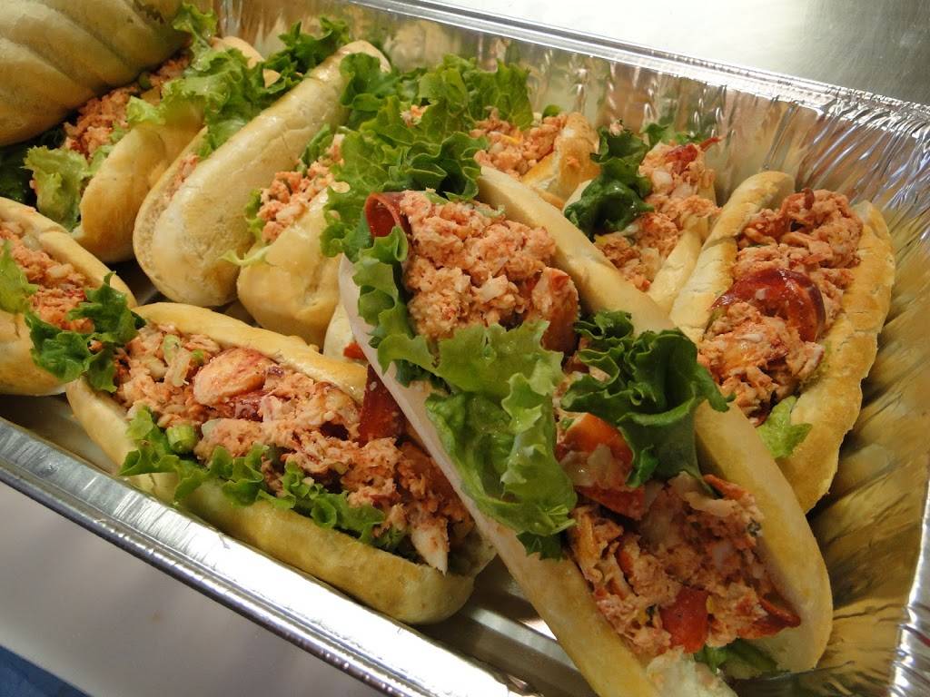 East Boothbay General Store | meal takeaway | 255 Ocean Point Rd, East Boothbay, ME 04544, USA | 2076337800 OR +1 207-633-7800