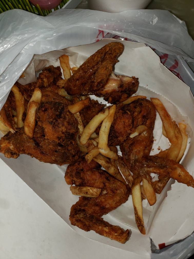 Pizza Hub | restaurant | 4015 Frederick Ave, Baltimore, MD 21229, USA | 4106443400 OR +1 410-644-3400