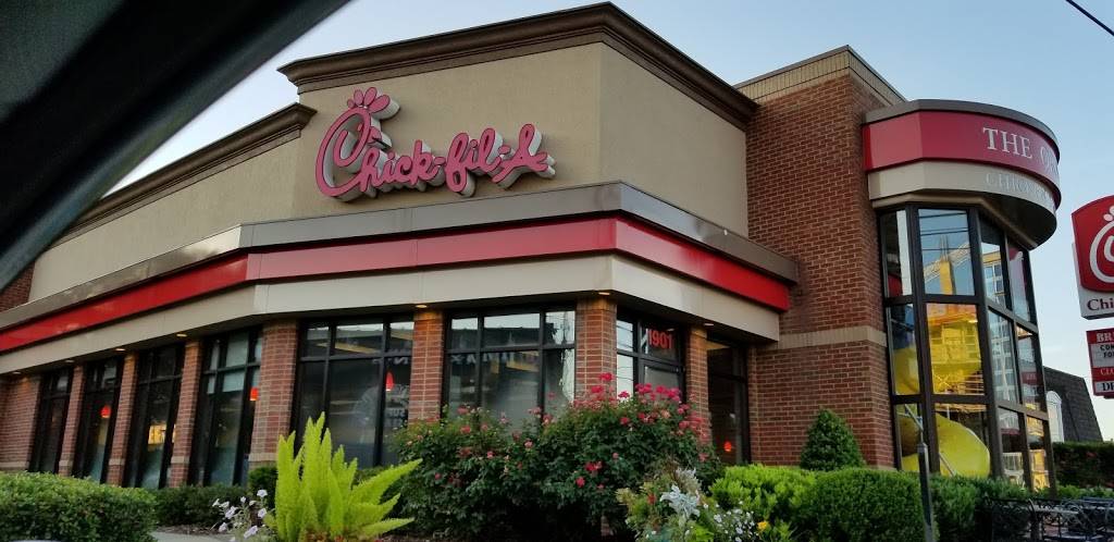Chick-fil-A | restaurant | 1901 Peachtree Rd NE, Atlanta, GA 30309, USA | 4043552004 OR +1 404-355-2004
