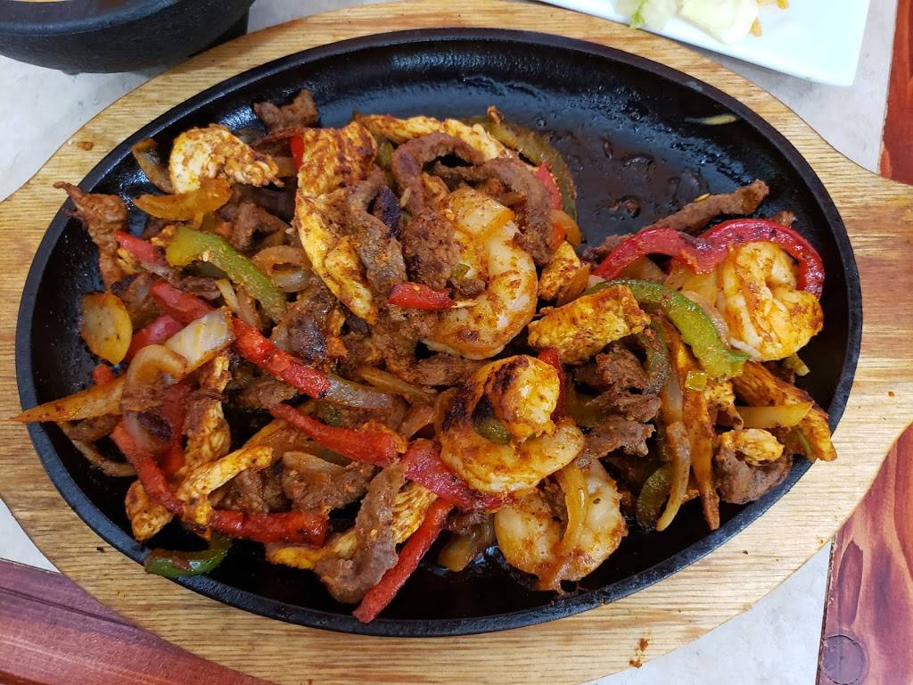 Mi Tierra Mexican Restaurant | restaurant | 1708 Zion Cme Church Rd, Hartwell, GA 30643, USA | 7063765757 OR +1 706-376-5757