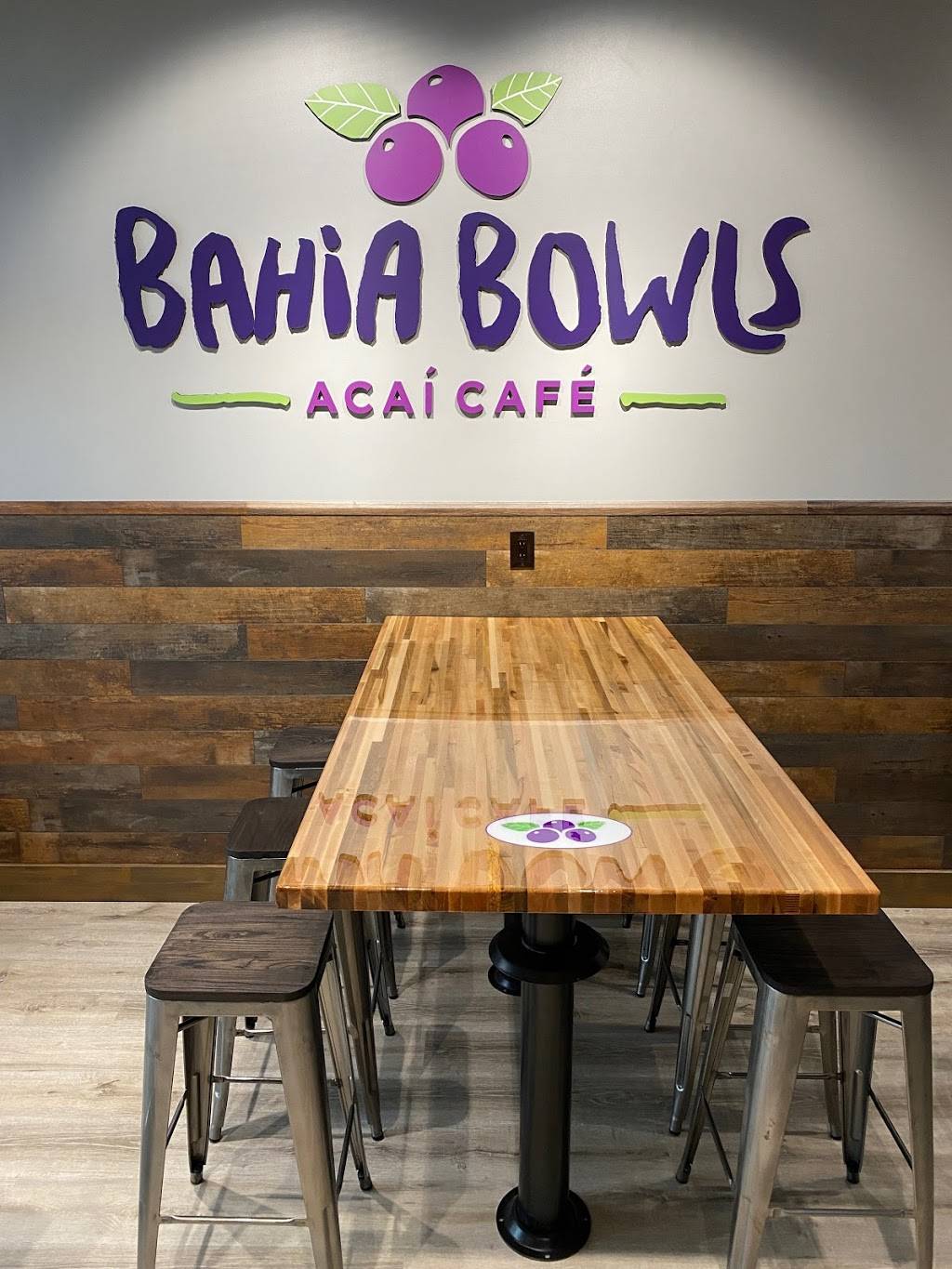 Bahia Bowls Boynton Beach | cafe | 9918 Lyons Rd Suite 240, Boynton Beach, FL 33472, USA | 5615090633 OR +1 561-509-0633