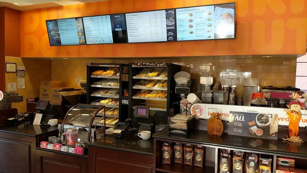 Dunkin | bakery | 720 Main St, East Greenwich, RI 02818, USA | 4018849677 OR +1 401-884-9677