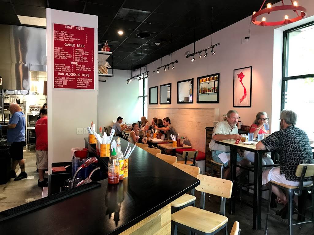 Bon Banh Mi Southeast Asian Kitchen | restaurant | 1440 Ben Sawyer Blvd #1404, Mt Pleasant, SC 29464, USA | 8433887080 OR +1 843-388-7080