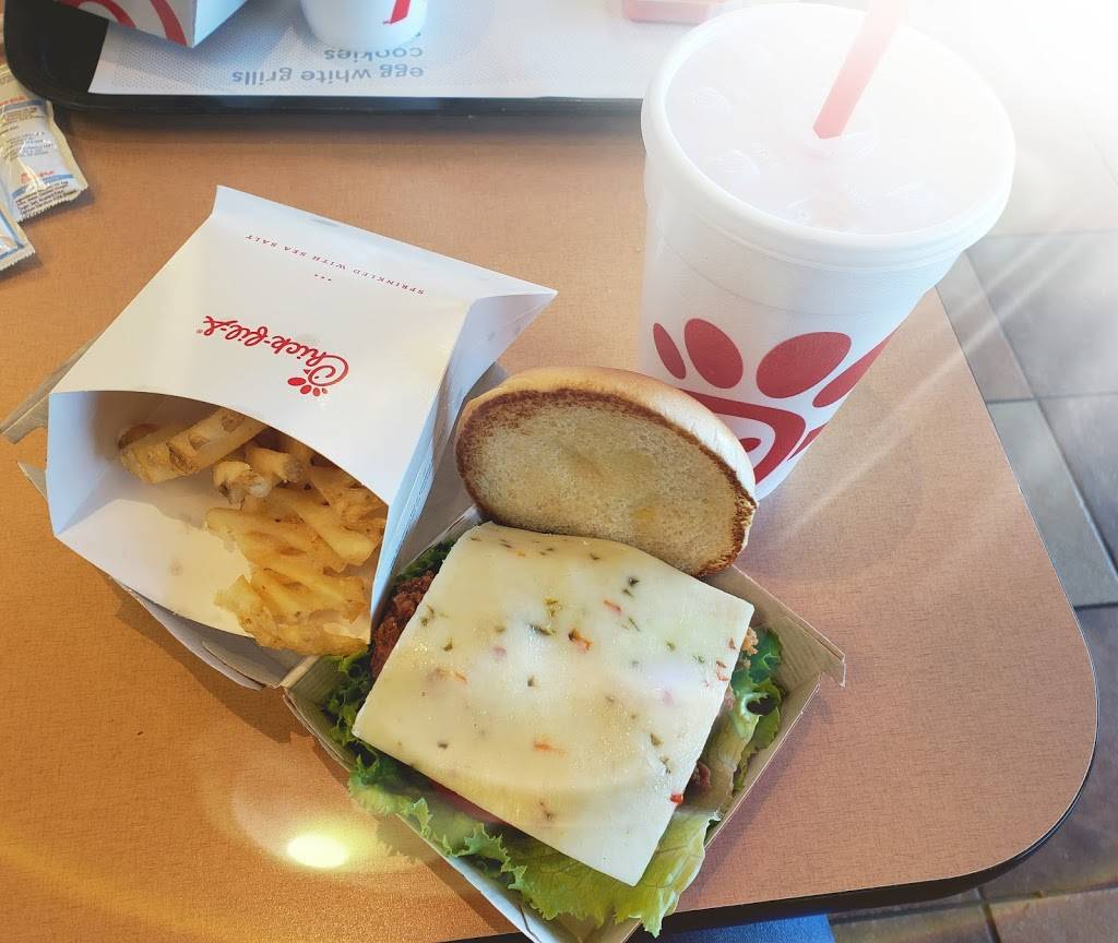 Chick-fil-A | restaurant | 6810 Rogers Ave, Fort Smith, AR 72903, USA | 4794845152 OR +1 479-484-5152