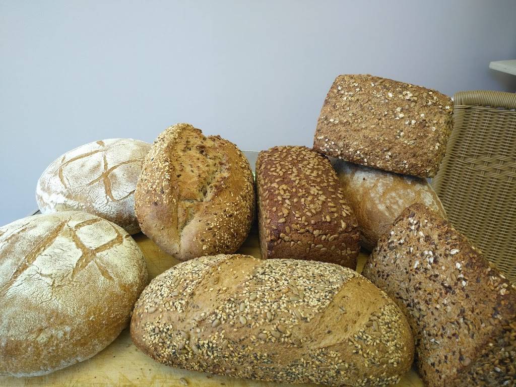 Charcuterie Varsovie | restaurant | 3833 Rue Masson, Montréal, QC H1X 1S9, Canada | 5147285034 OR +1 514-728-5034